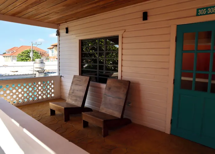 Hotel La Casa De Paz 3*